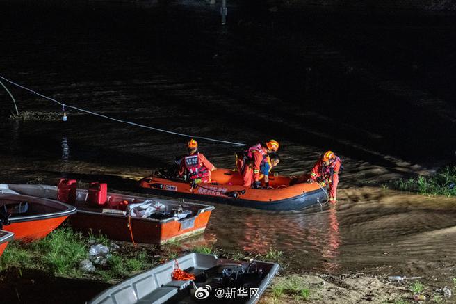 98年防汛抗洪与2020年有什么改进洞庭湖武警部队首批武警抵达洞庭湖